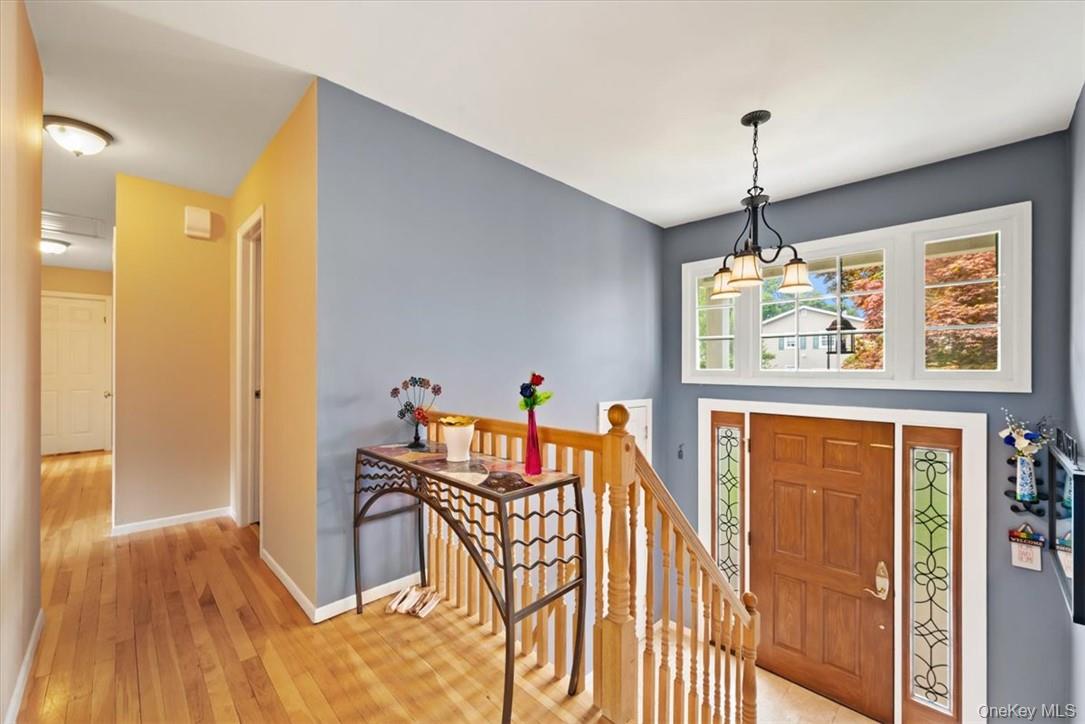 20 Lancaster Drive, Suffern, NY 10901