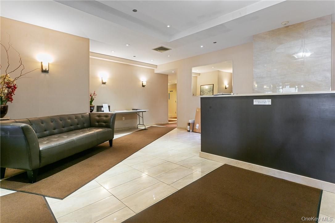 23 Water Grant Street # 6K, Yonkers, NY 10701