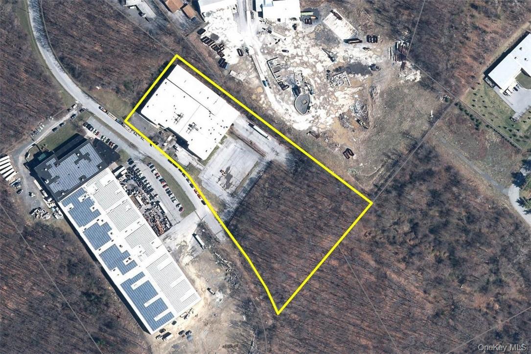 40 Commercial Avenue, Middletown, NY 10941