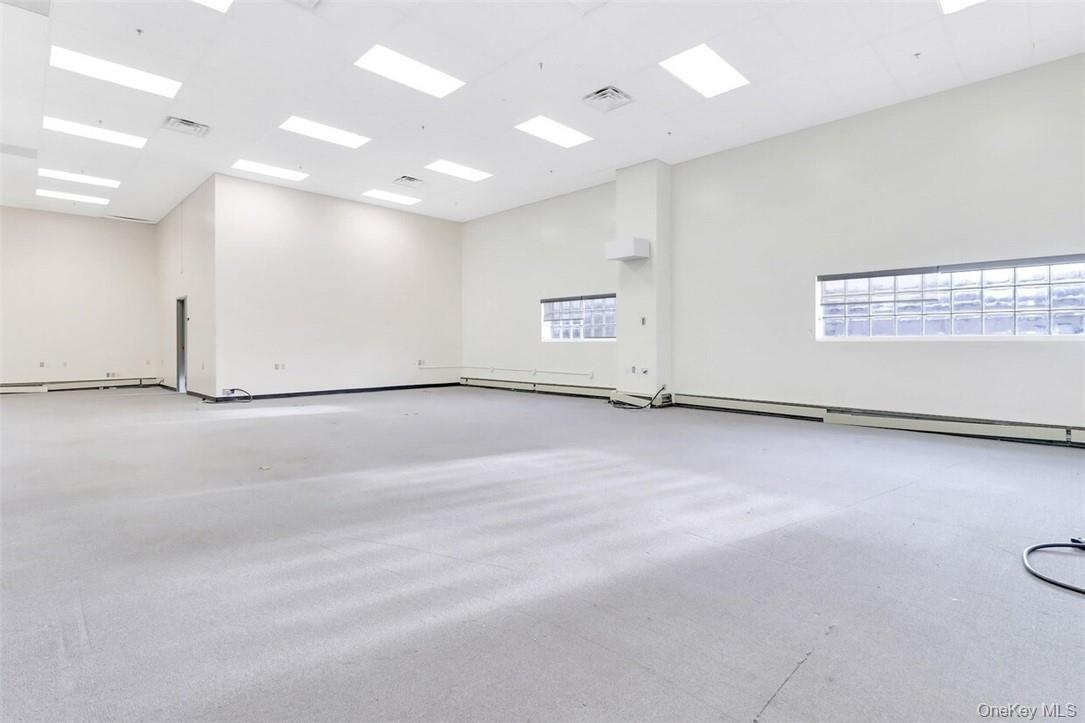 40 Commercial Avenue, Middletown, NY 10941