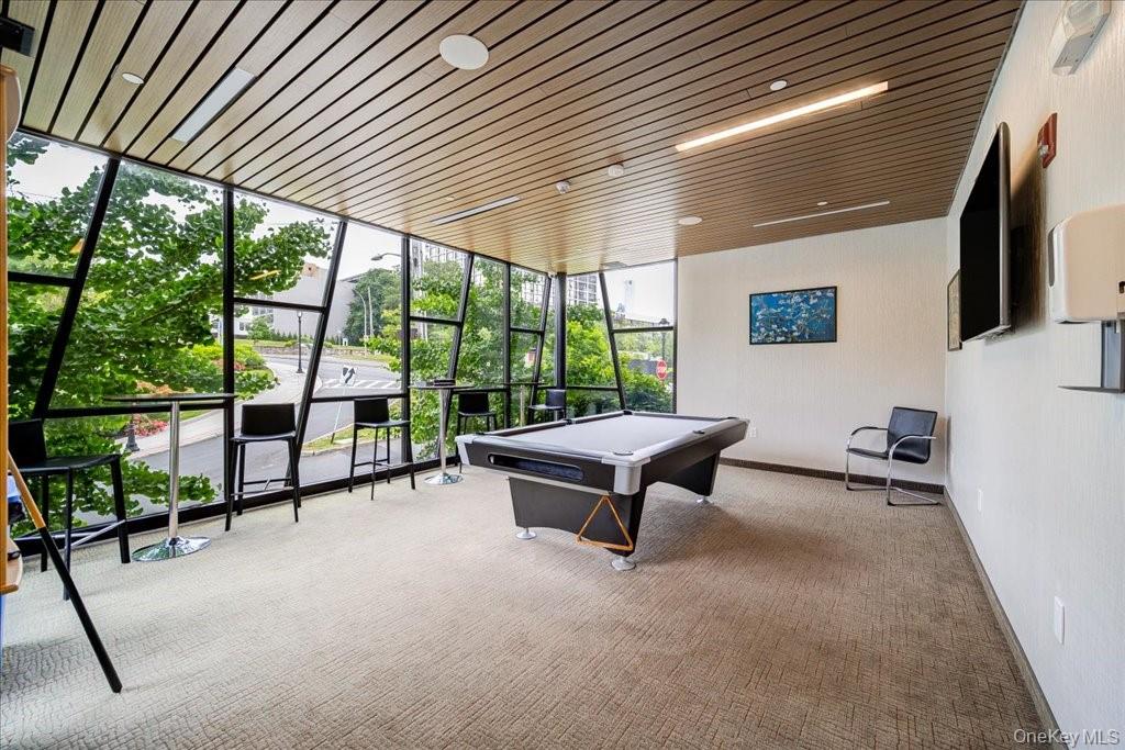 10 Dekalb Avenue # 505, White Plains, NY 10605