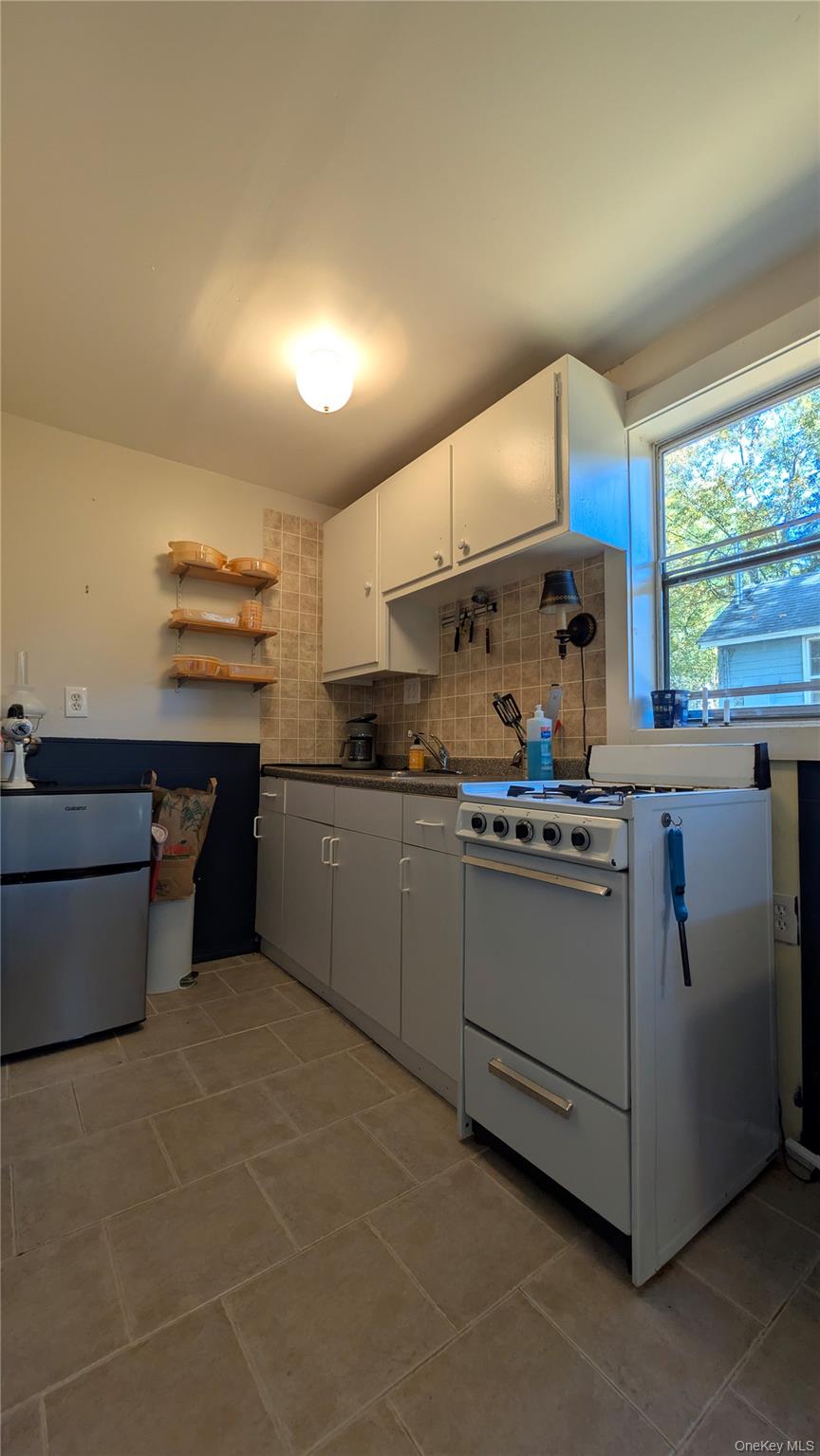 29 Kraw Street # 6, Spring Glen, NY 12483