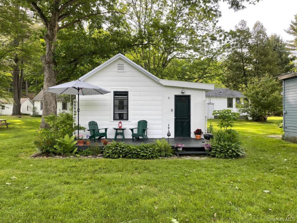 29 Kraw Street # 6, Spring Glen, NY 12483