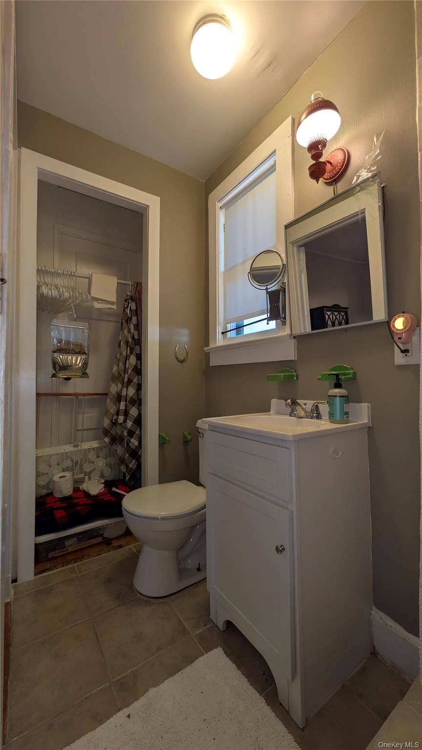 29 Kraw Street # 6, Spring Glen, NY 12483