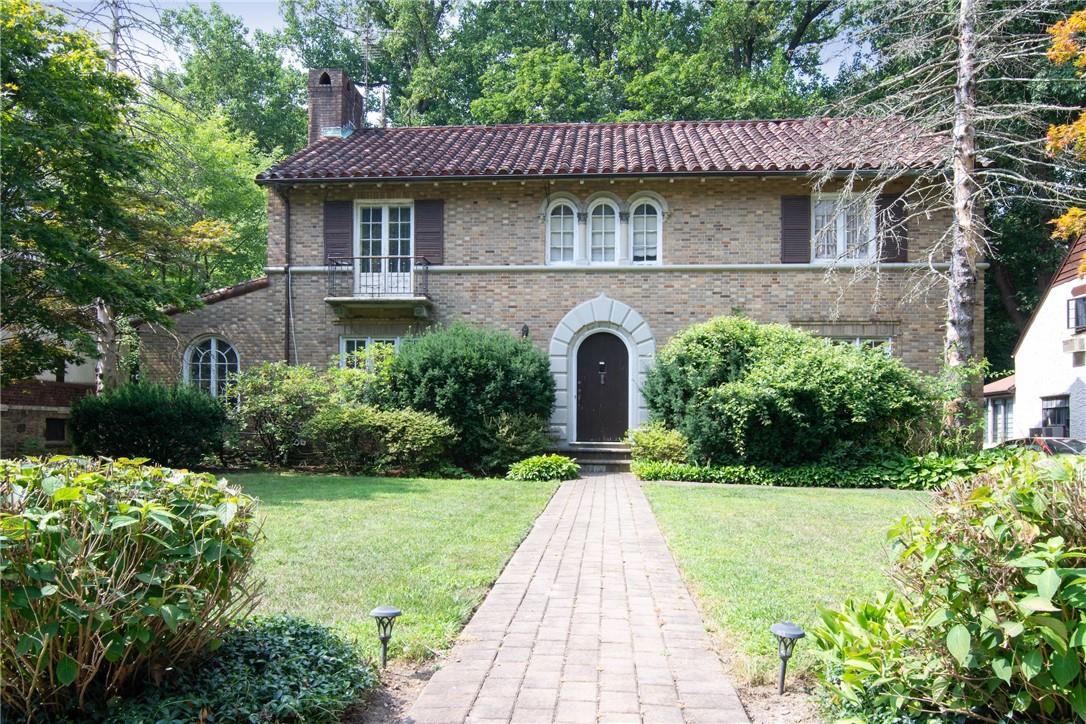 76 Parkway East, Mount Vernon, NY 10552