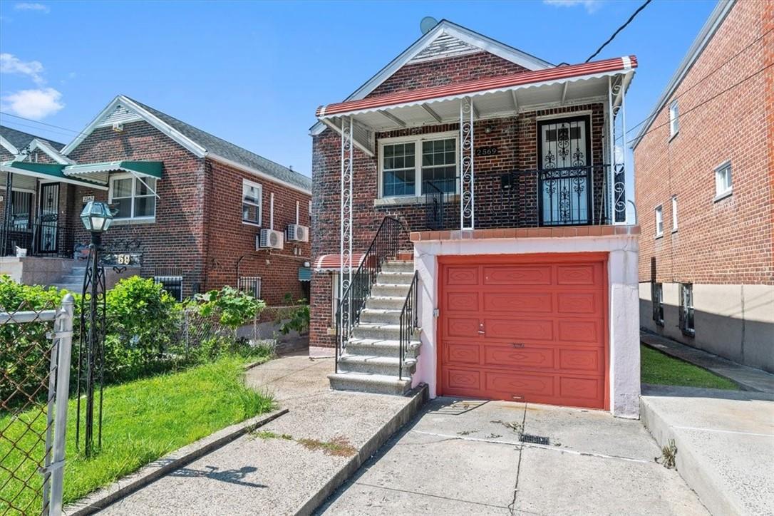 2569 Laconia Avenue, Bronx, NY 10469