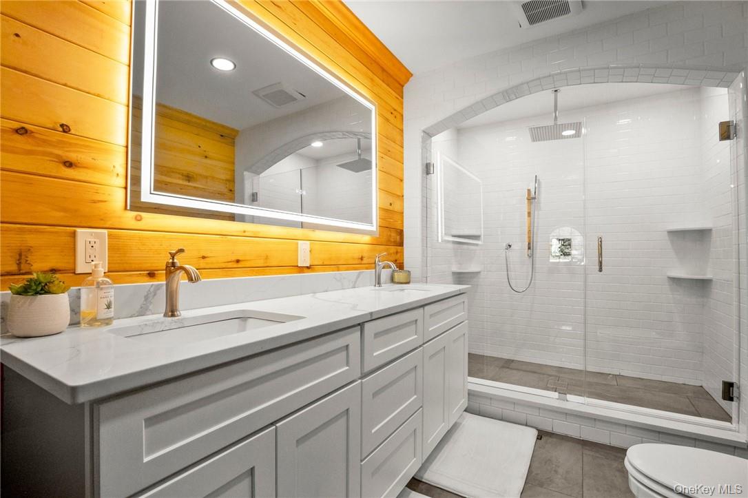 55 Daley Road, Lagrangeville, NY 12603