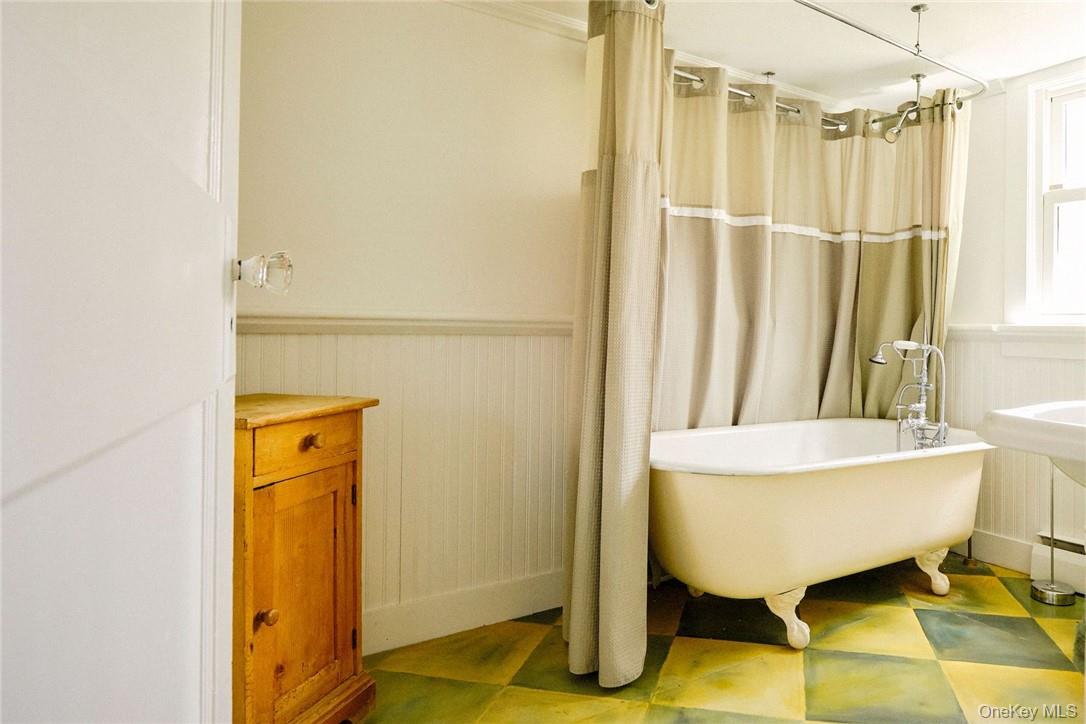 356 County Route 6, Germantown, NY 12526