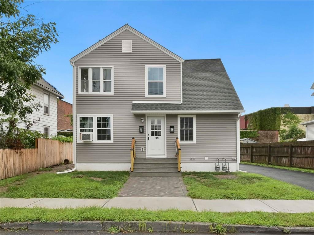 39 Smith Avenue, Kingston, NY 12401