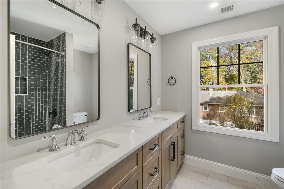 12 N Shady Road N, Ardsley, NY 10502