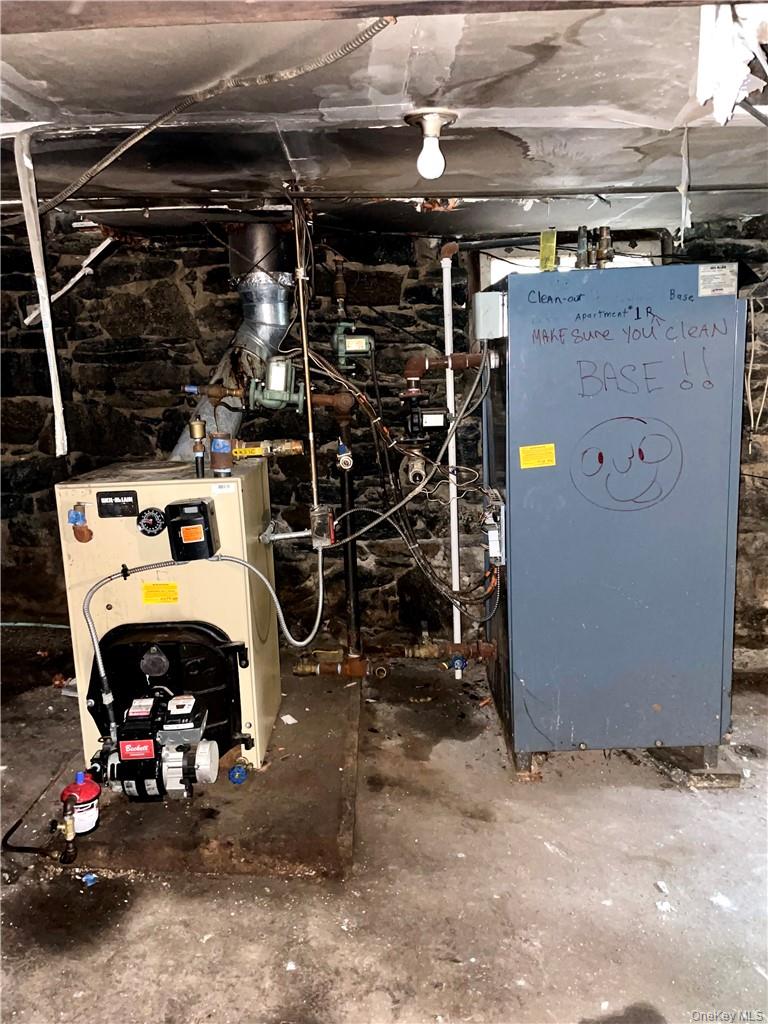 27 Fox Island Road, Port Chester, NY 10573