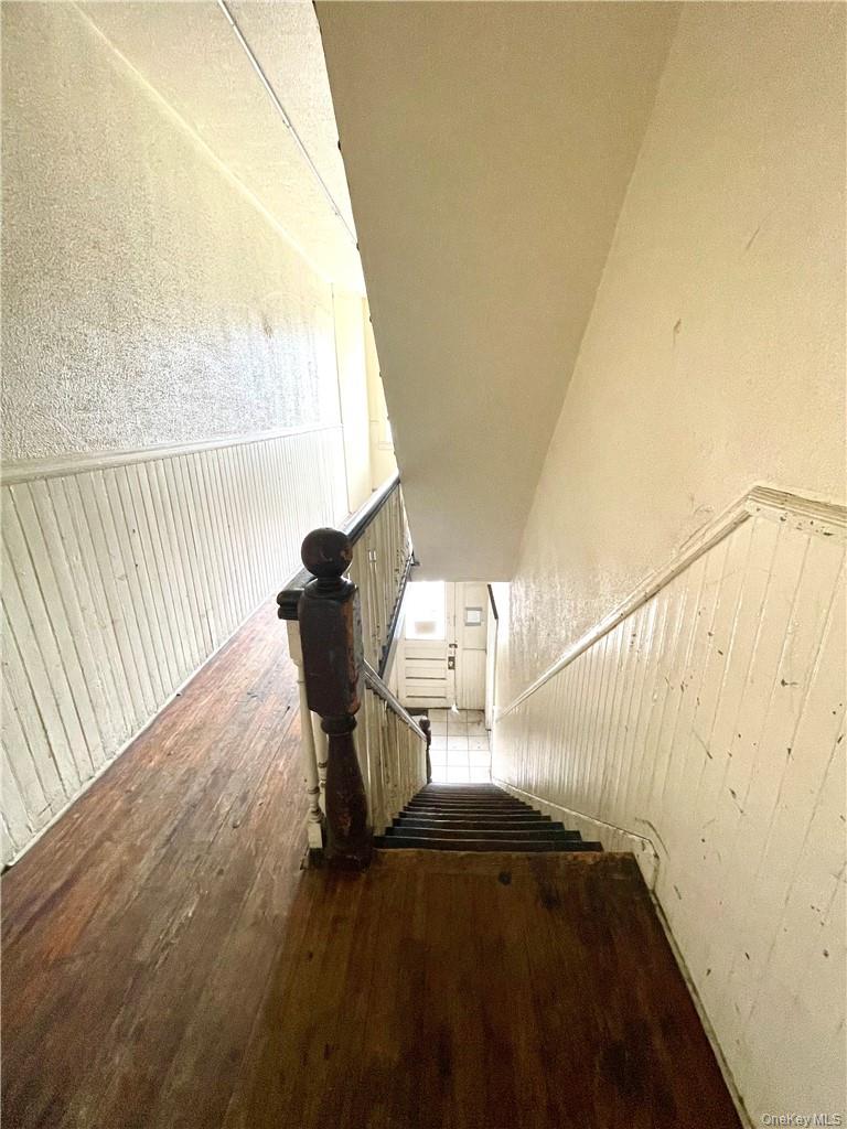 27 Fox Island Road, Port Chester, NY 10573