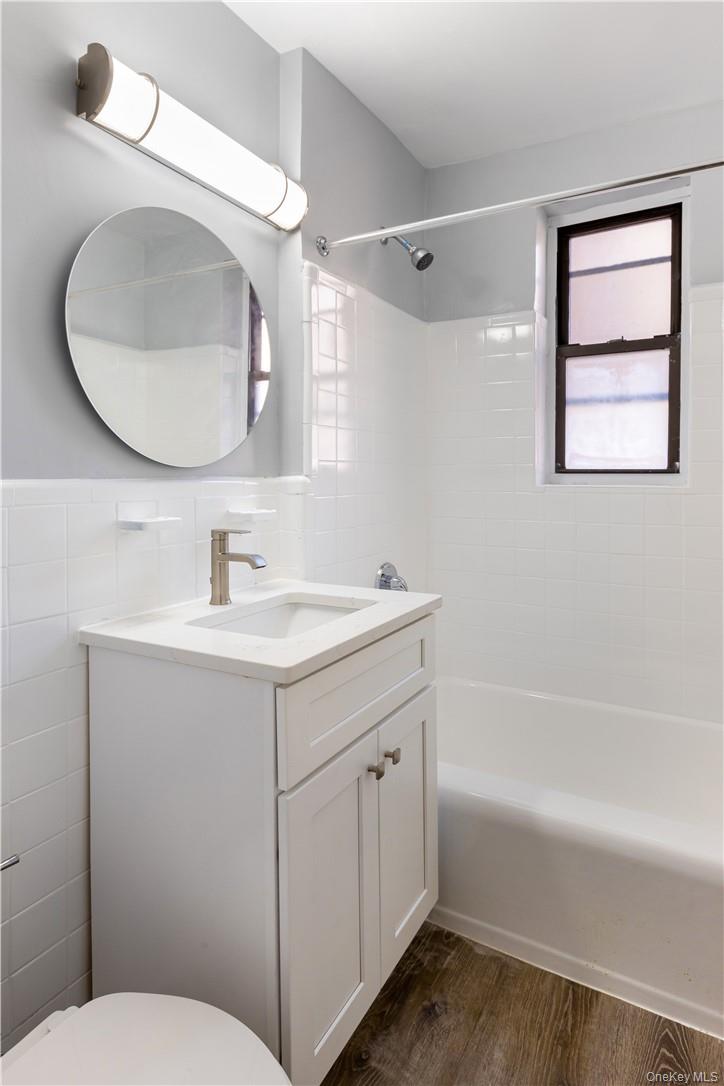 525 W 235th Street # 3F, Bronx, NY 10463