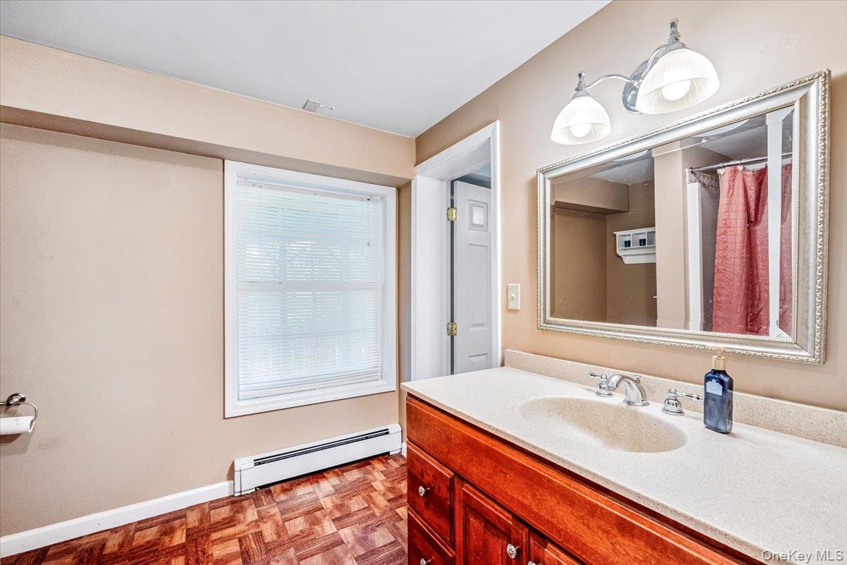 4 Carlisle Court, Highland Mills, NY 10930