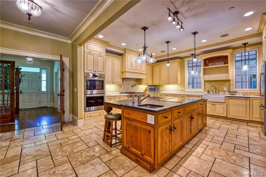 103 Carney Road, Ulster Park, NY 12487