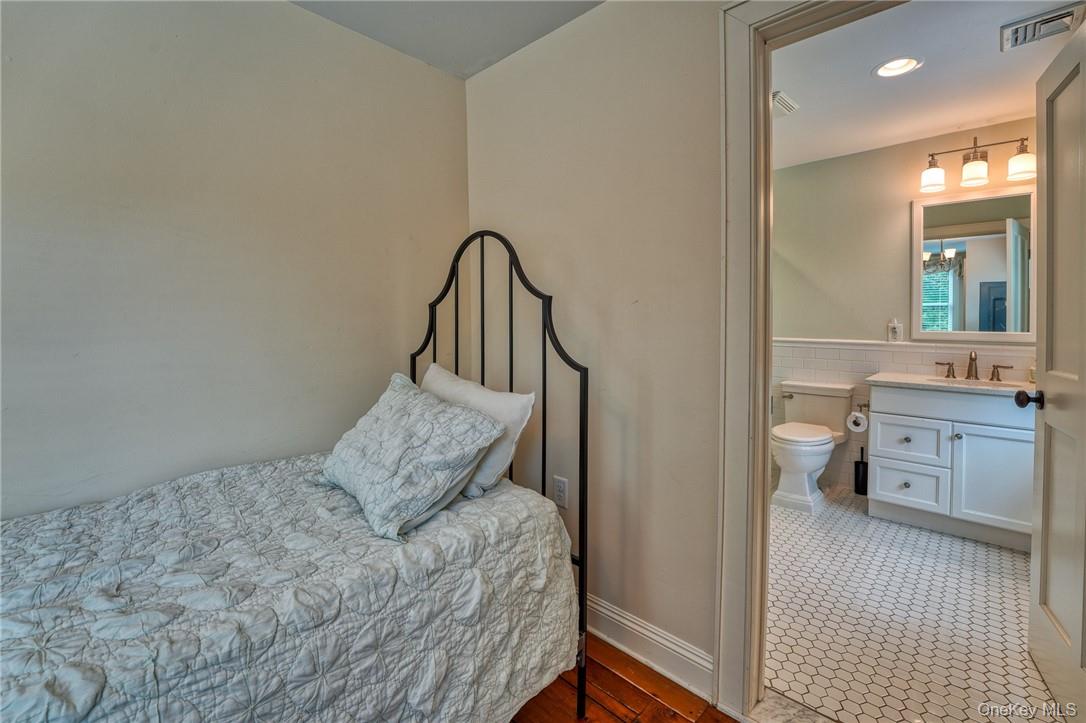 103 Carney Road, Ulster Park, NY 12487