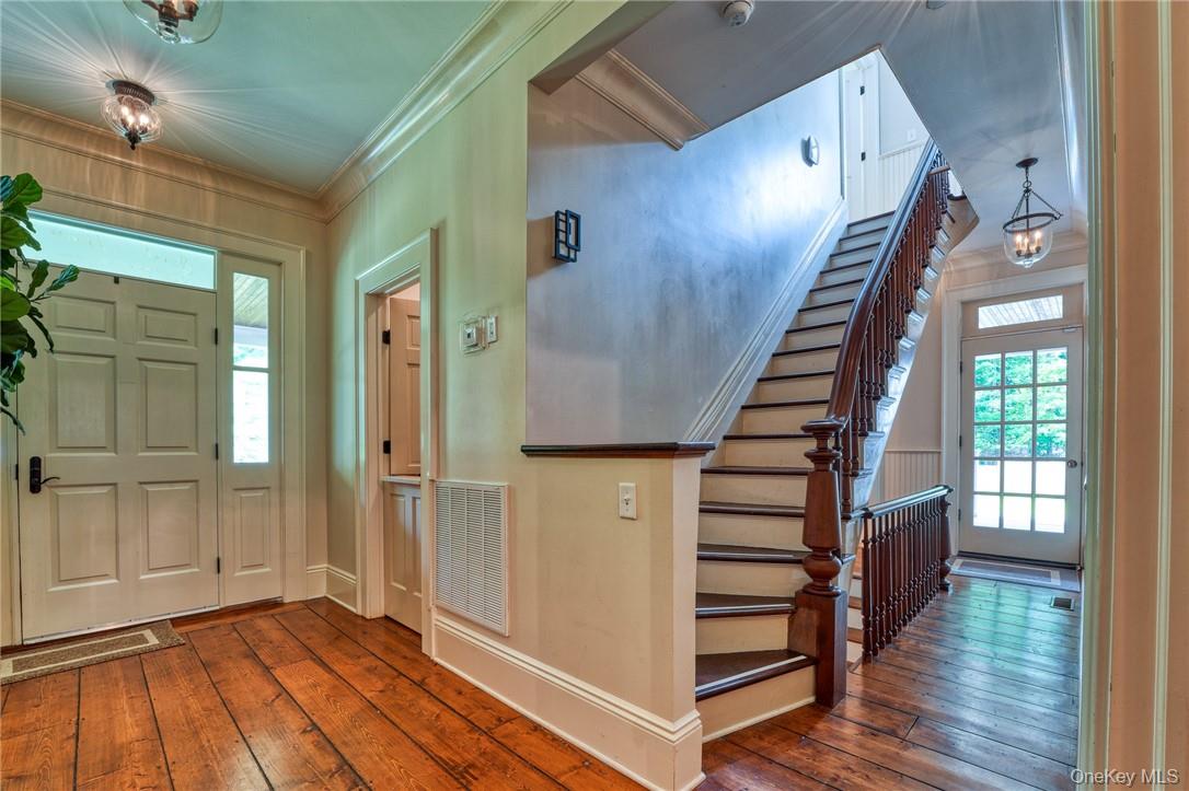 103 Carney Road, Ulster Park, NY 12487