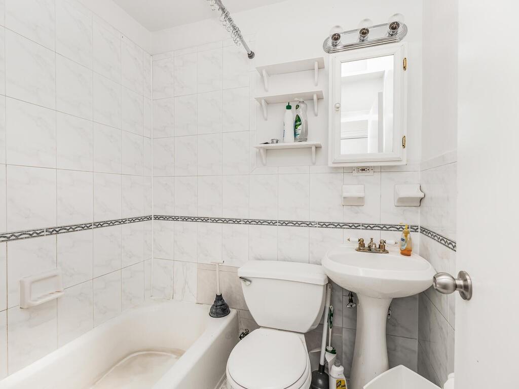 115 E 39th Street, New York (Manhattan), NY 10016