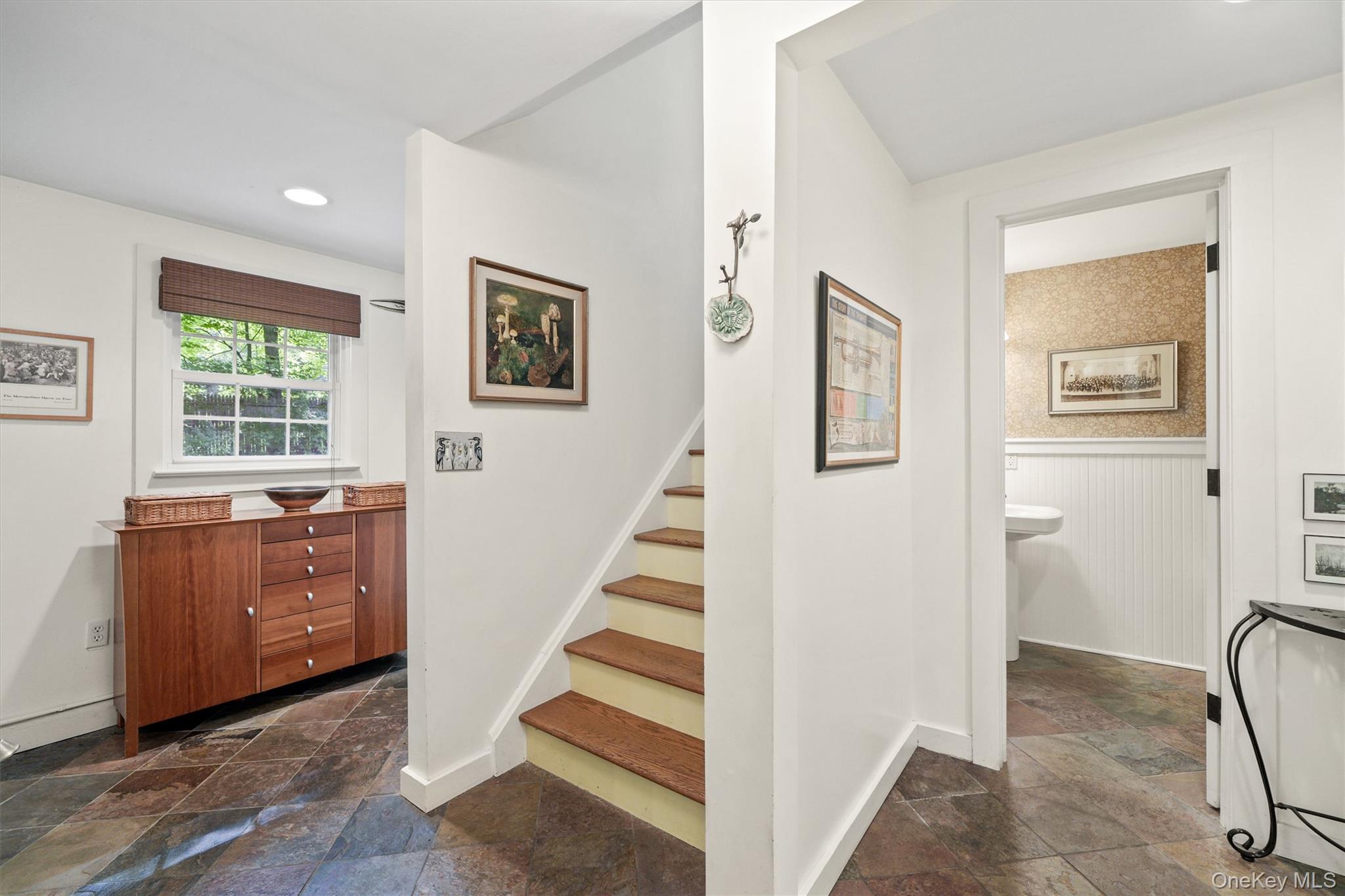 55 Van Orden Avenue, Suffern, NY 10901