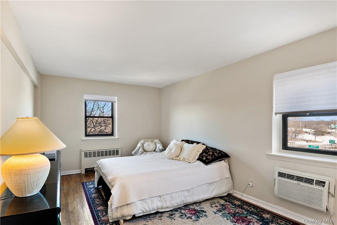 1910 Pelham Parkway S # 5C, Bronx, NY 10461