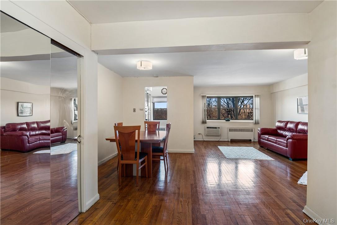 1910 Pelham Parkway S # 5C, Bronx, NY 10461