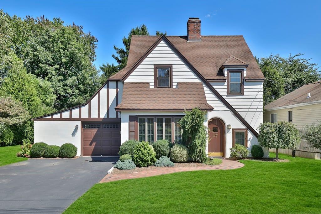 17 Mohawk Road, Ossining, NY 10562