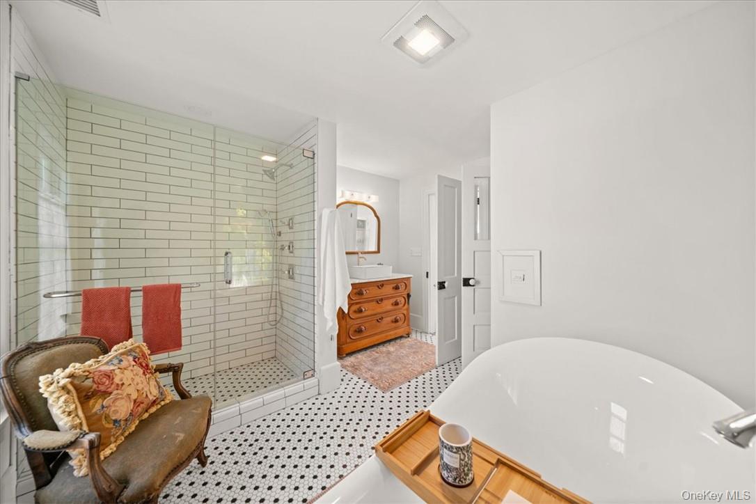 2585 River Road, Damascus, PA 18415