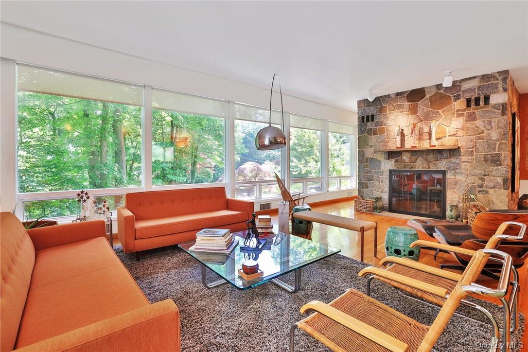 5 Deerfield Lane, Mamaroneck, NY 10543