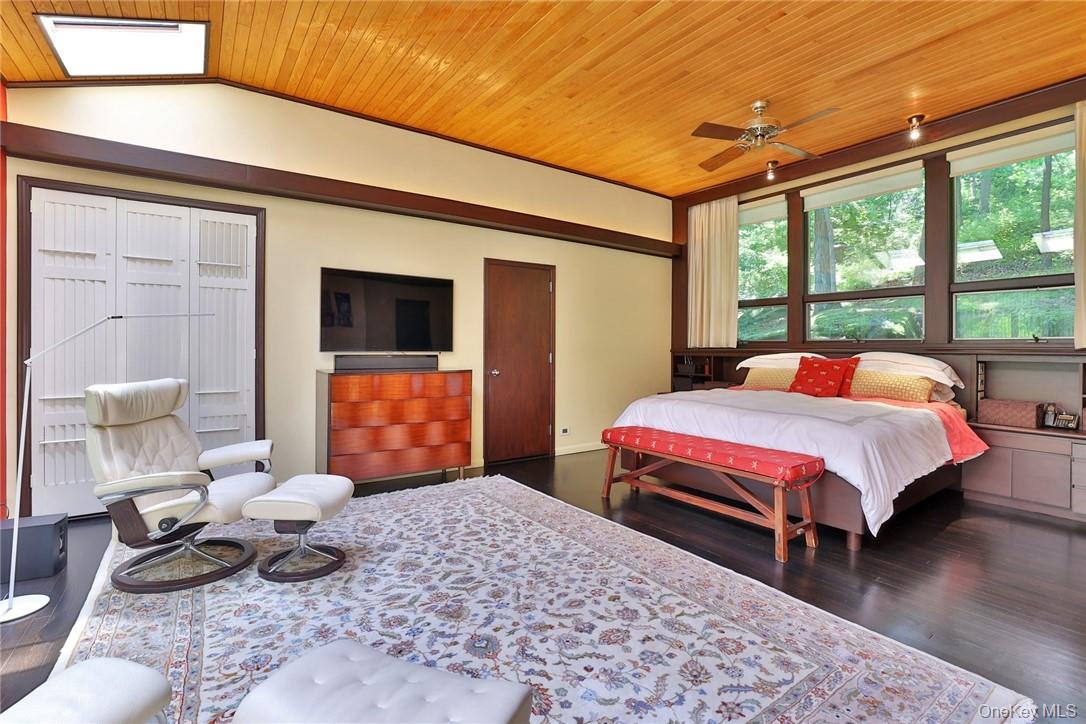 5 Deerfield Lane, Mamaroneck, NY 10543