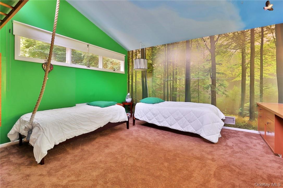 5 Deerfield Lane, Mamaroneck, NY 10543