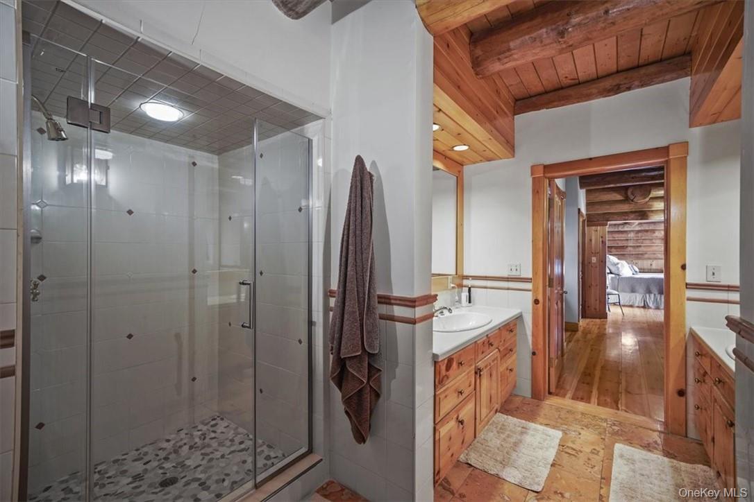 101 Mountain Lodge, Washingtonville, NY 10992