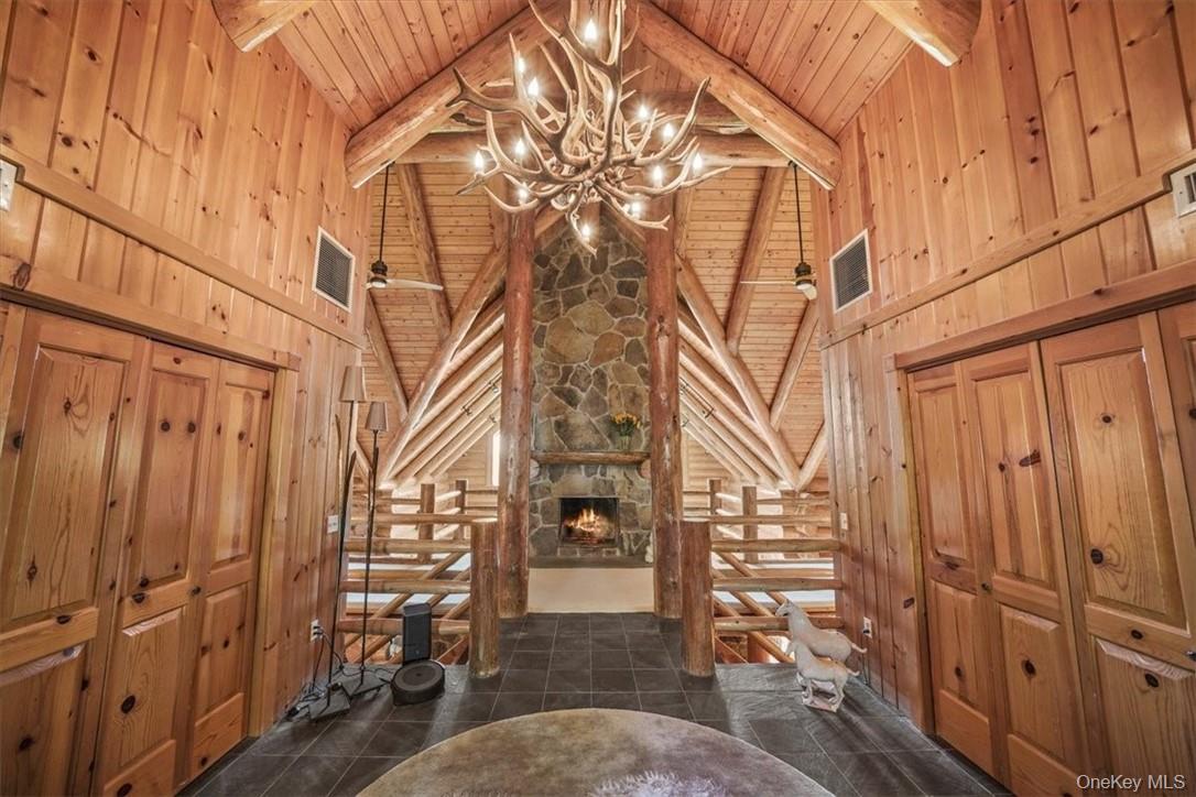 101 Mountain Lodge, Washingtonville, NY 10992