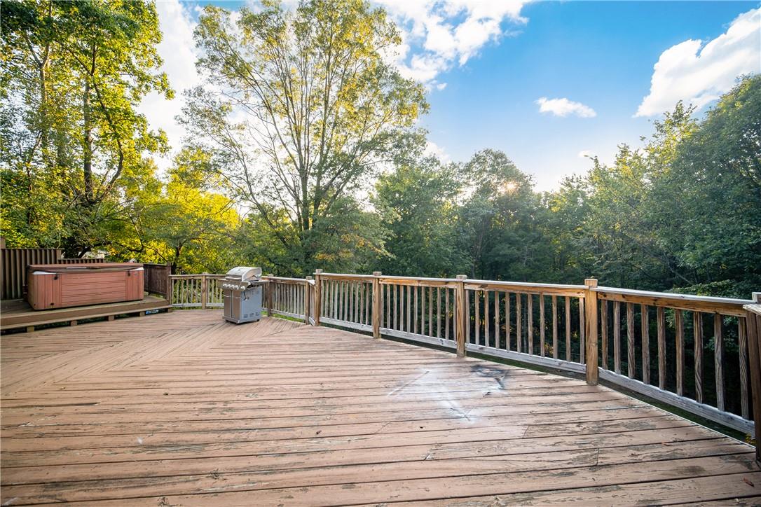 67 Fox Hill Road, Wallkill, NY 12589