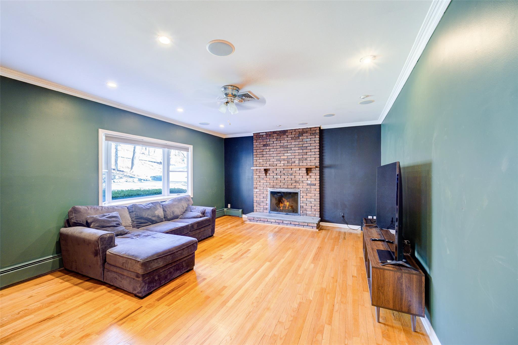 67 Fox Hill Road, Wallkill, NY 12589