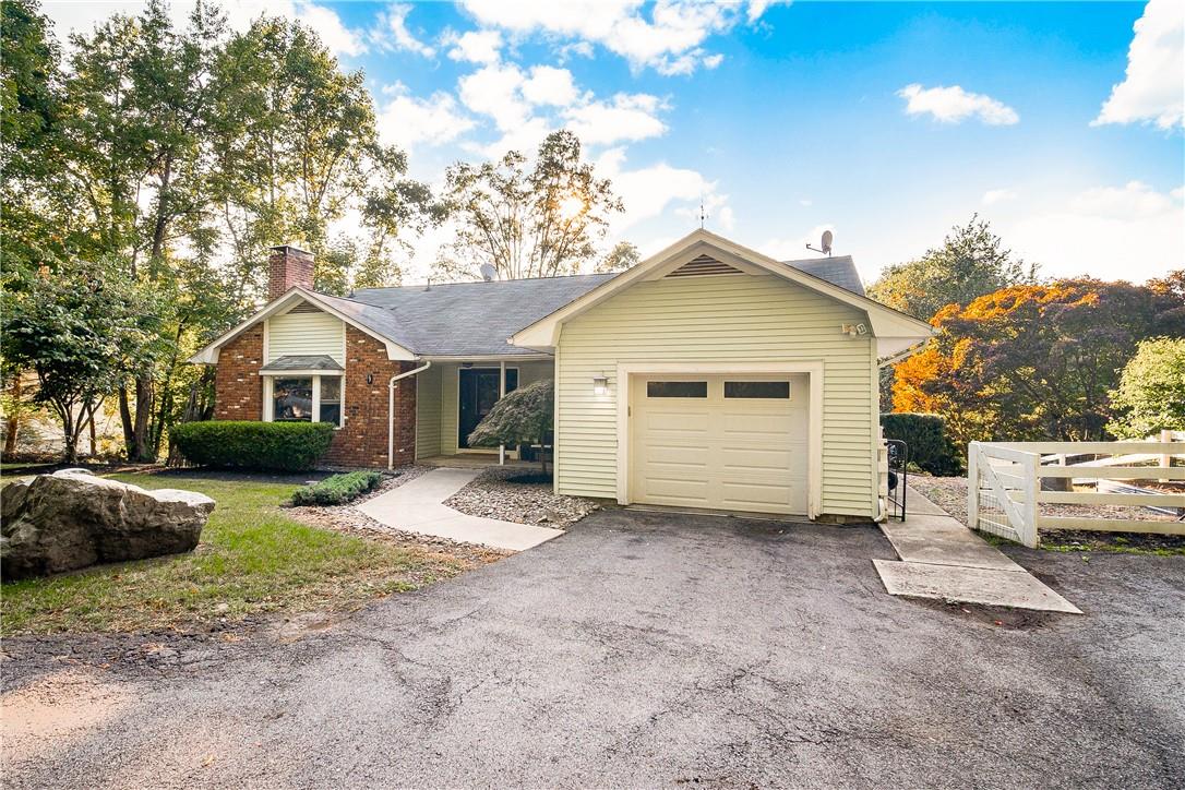 67 Fox Hill Road, Wallkill, NY 12589