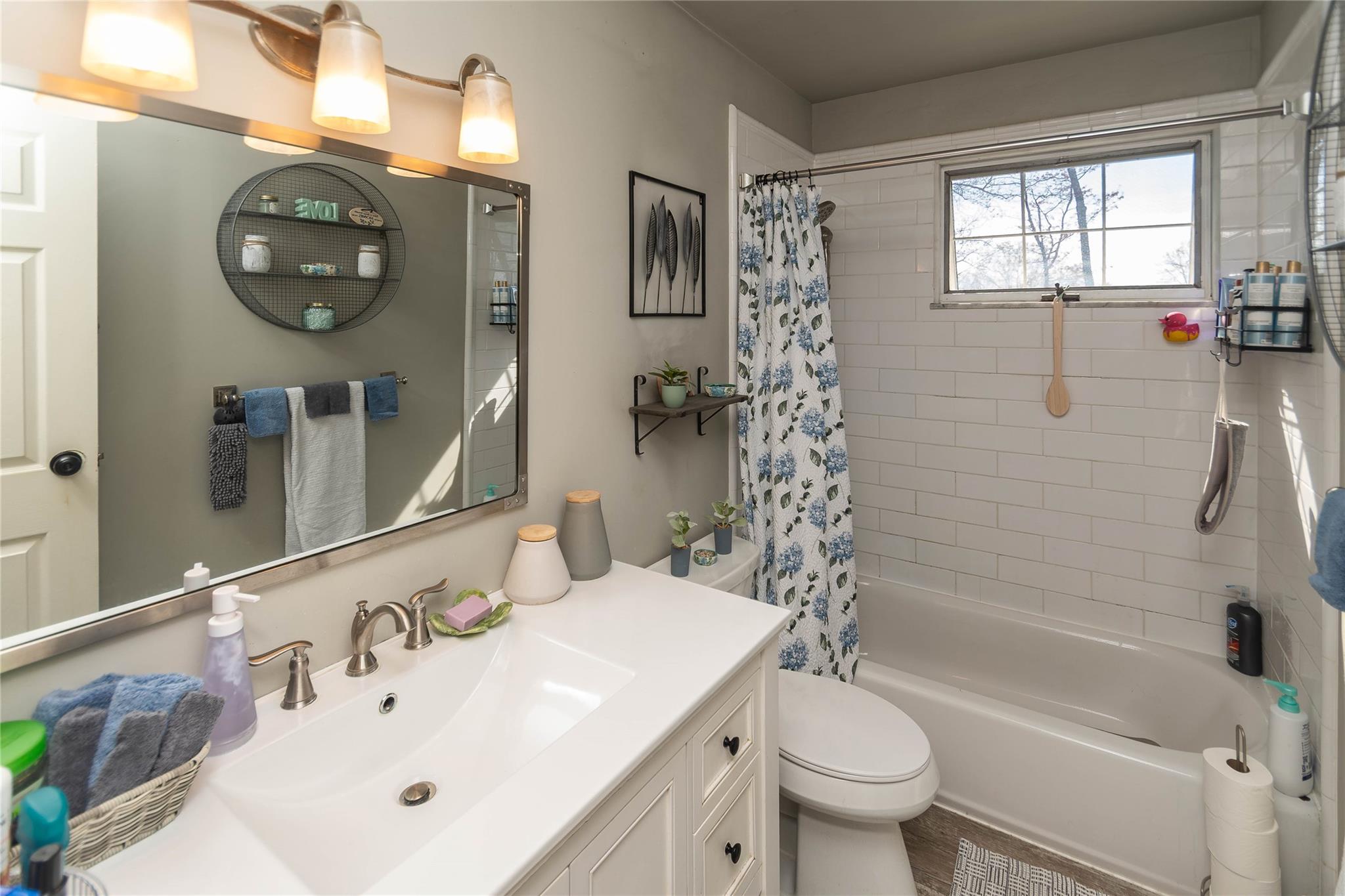 13 Tulip Lane, Monroe, NY 10950