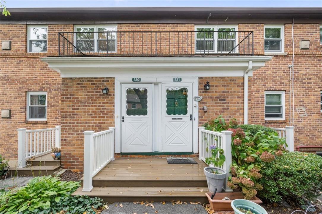 10 Fieldstone Drive # 330, Hartsdale, NY 10530