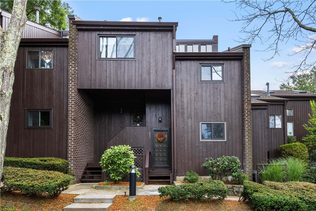 377 N Greeley Avenue, Chappaqua, NY 10514