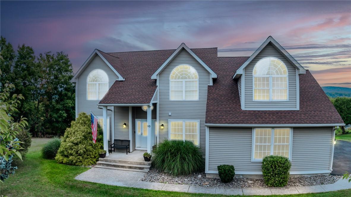 93 Roosevelt Drive, Poughquag, NY 12570