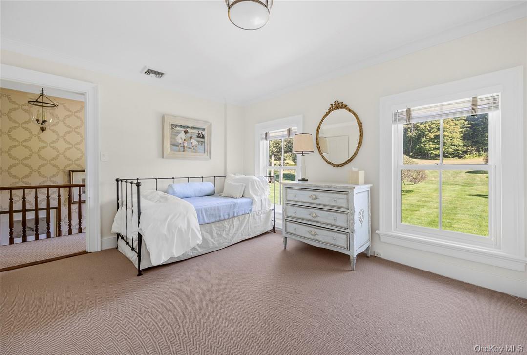 570 Pumpkin Lane, Clinton Corners, NY 12514