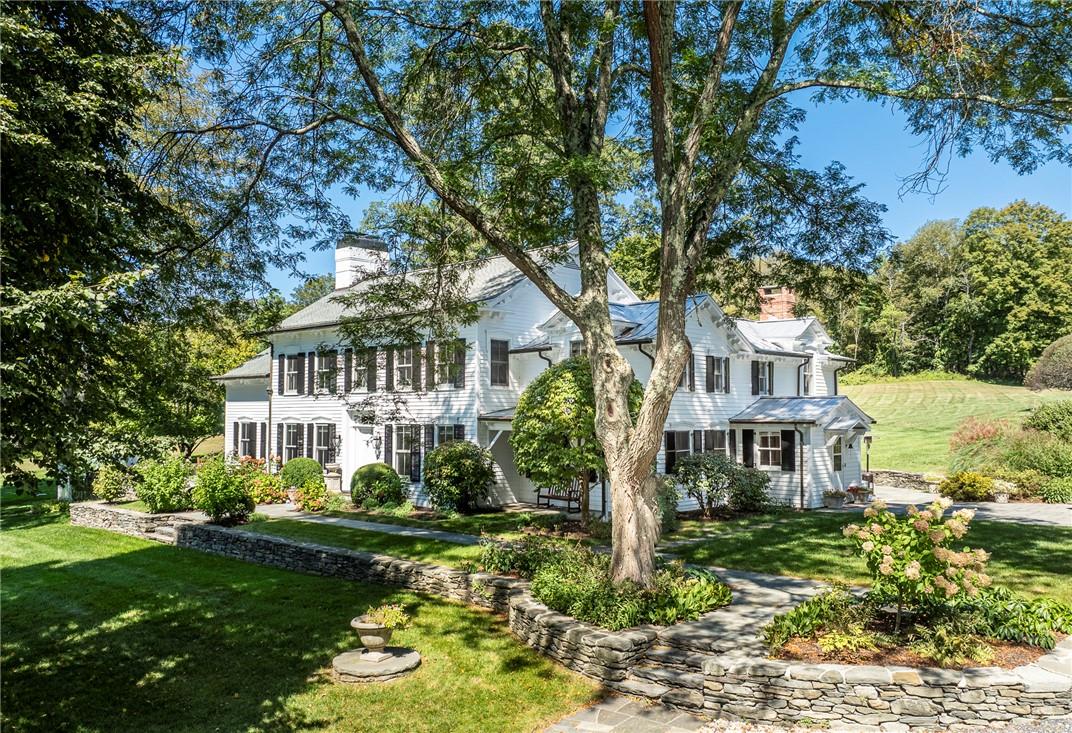 570 Pumpkin Lane, Clinton Corners, NY 12514