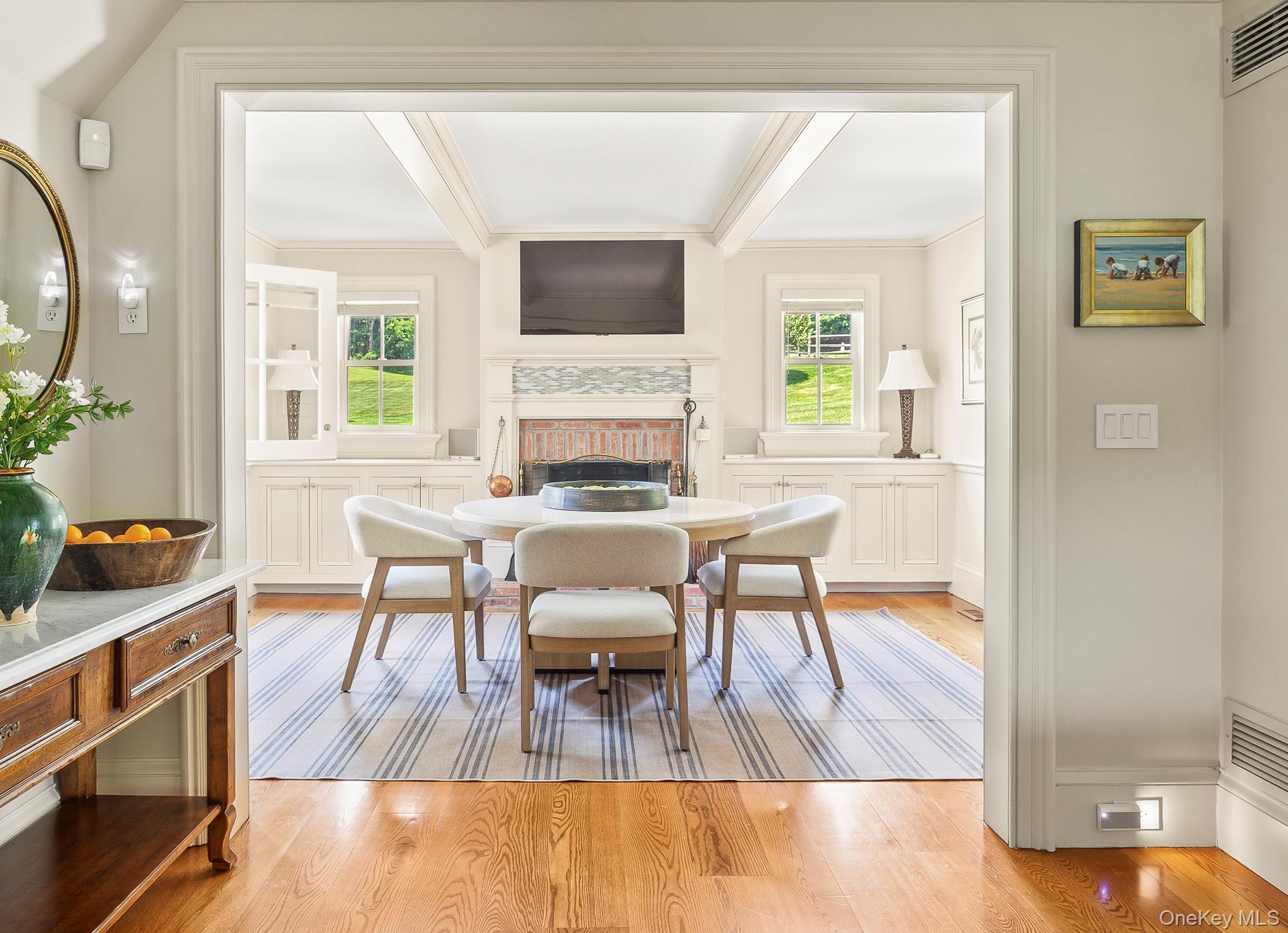 570 Pumpkin Lane, Clinton Corners, NY 12514