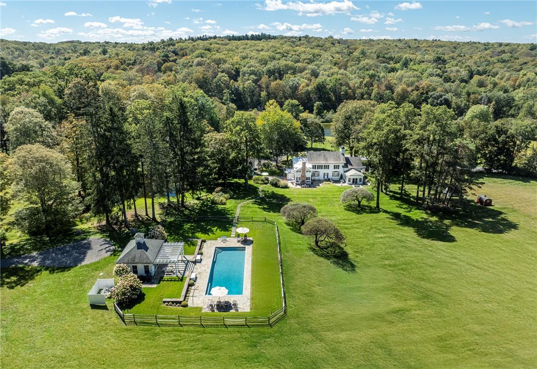 570 Pumpkin Lane, Clinton Corners, NY 12514