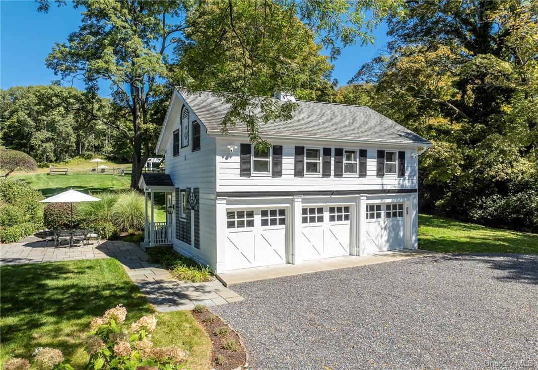 570 Pumpkin Lane, Clinton Corners, NY 12514