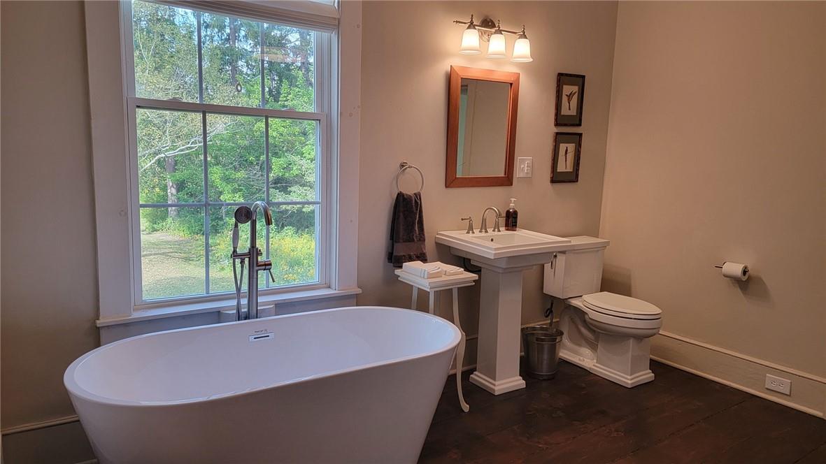 3715 Route 44, Millbrook, NY 12545