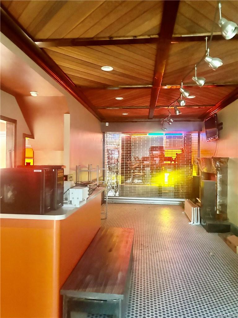 267 / 269 City Island Avenue, Bronx, NY 10464