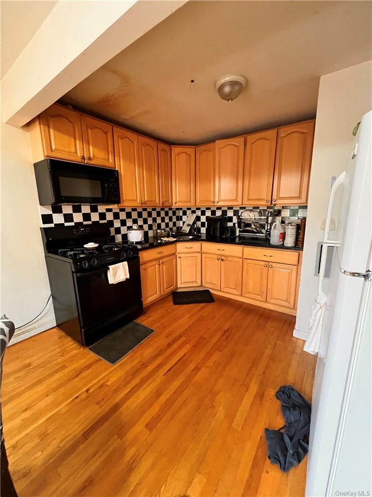 267 / 269 City Island Avenue, Bronx, NY 10464