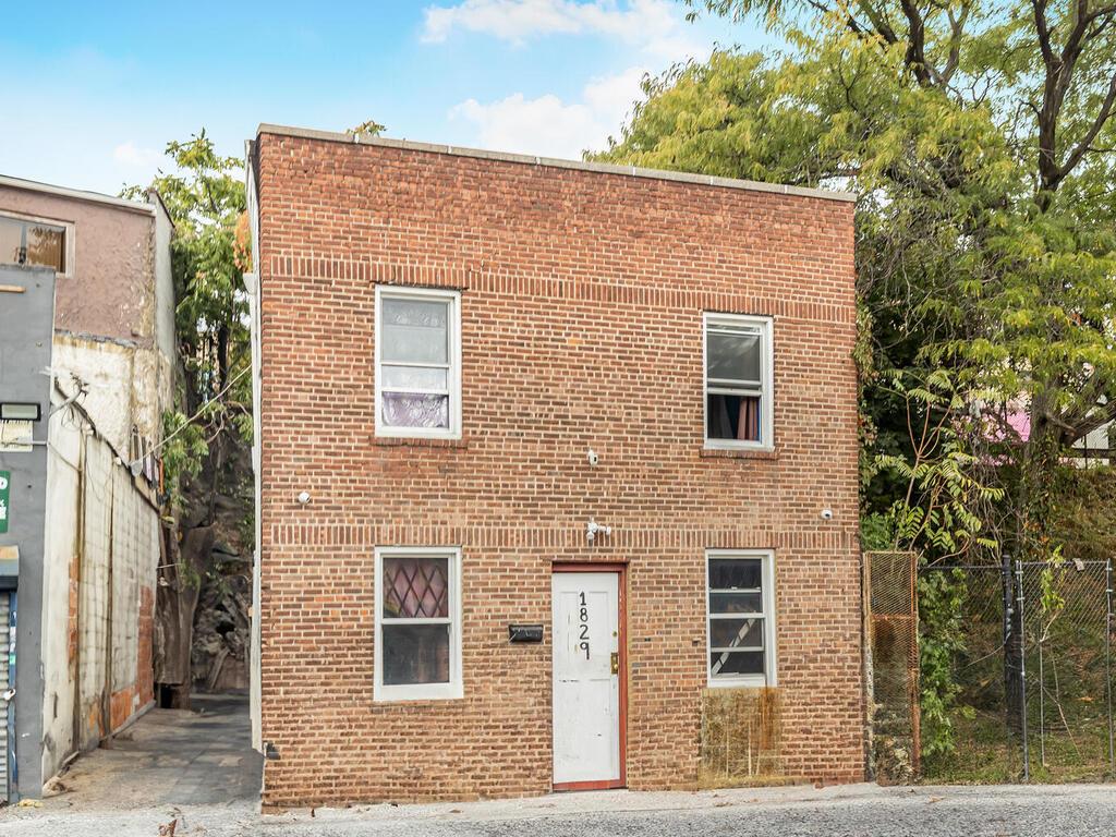 1829 W Farms Road, Bronx, NY 10460
