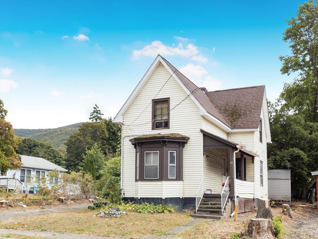 39 Washington Avenue, Beacon, NY 12508