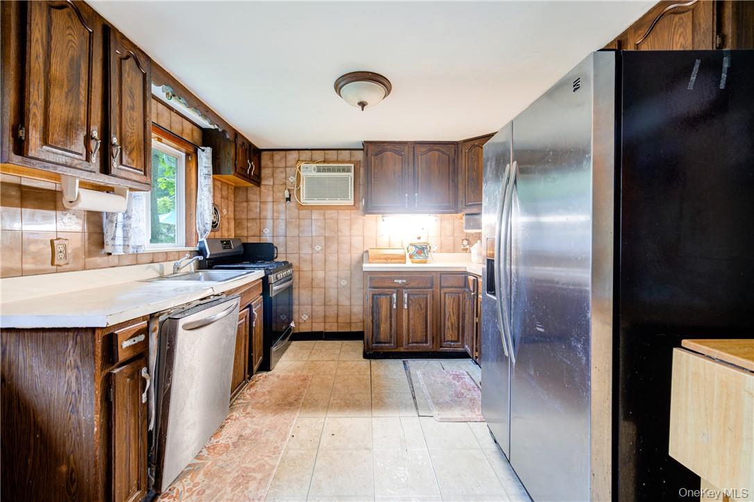 2125 State Route 300, Wallkill, NY 12589